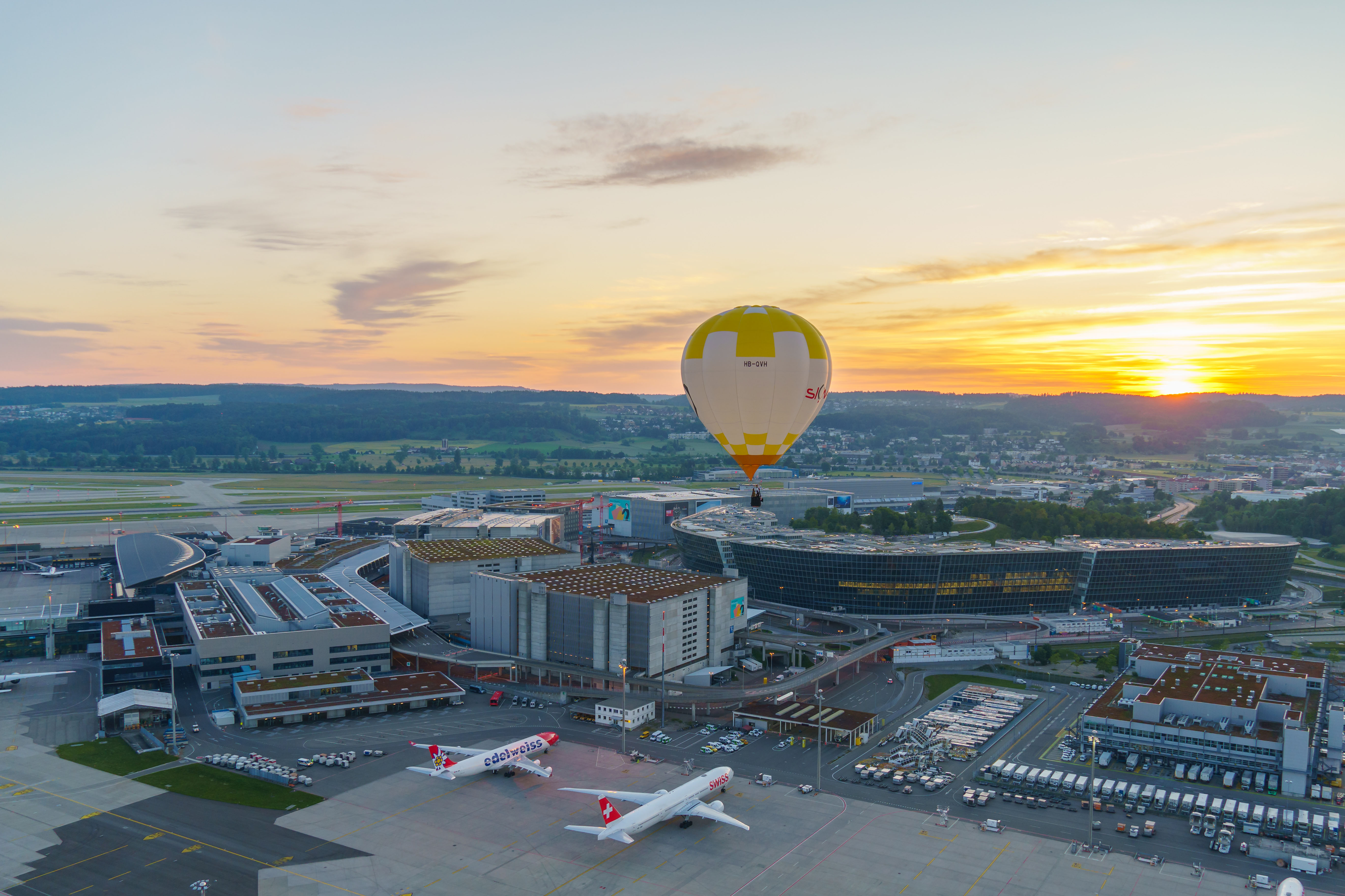 Halbjahresbericht 2020 - Flughafen Zürich AG